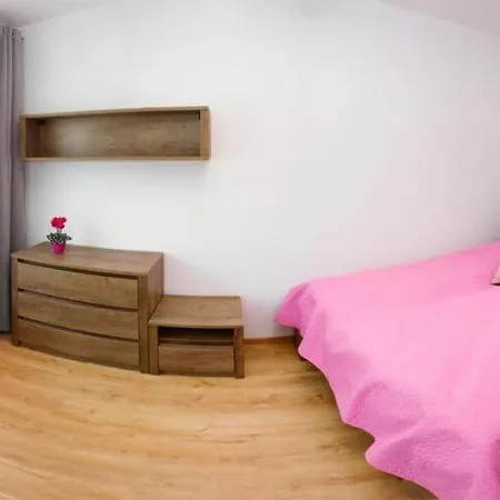 فندق Cottage, 1 Bedroom, Swimming Pool, 4*
